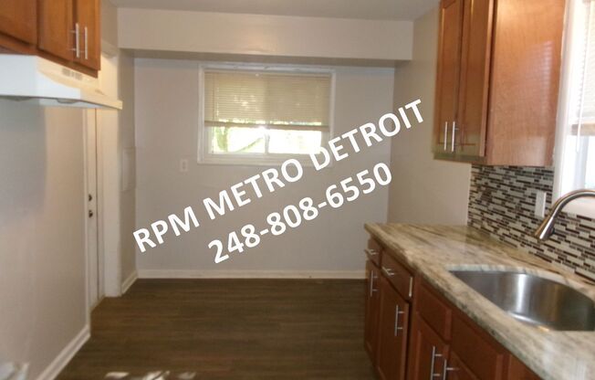 3 beds, 1 bath, $1,275