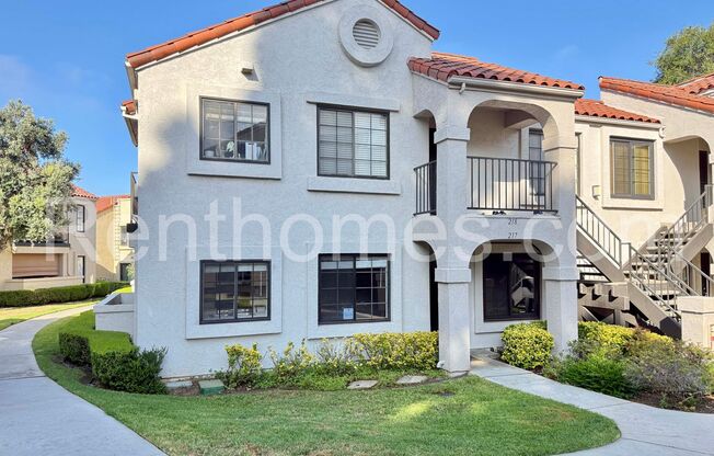 Sabre Springs, 13272 Wimberly Sq #217, Remodeled, LVP Flooring, Quartz Counters, Community Pool and Spa.