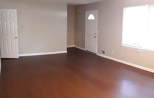 3 Bed 2.5 Bath in Marietta!