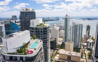 45 SW 9th St # 1508 (A12009735)