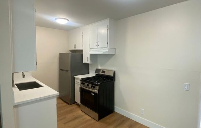 756-760 N. Garfield Avenue