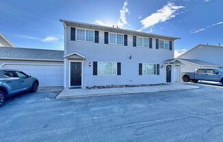 3 Bedroom 1.5 Bath Apartment - 2 car garage