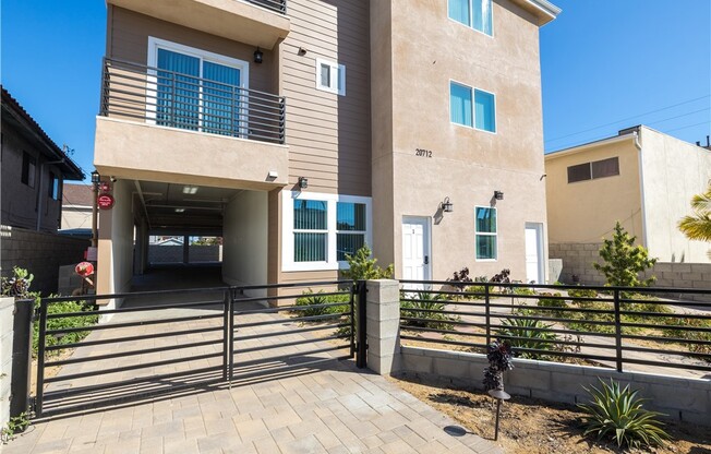 20712 S Western Ave Apt 1