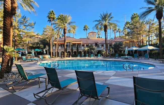 2 beds, 2 baths, $2,000, Unit # 326