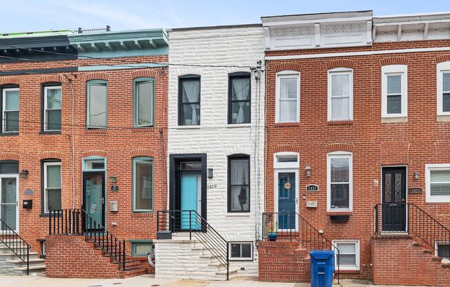 Bright & Immaculate 2 Bed · 3 Bath
