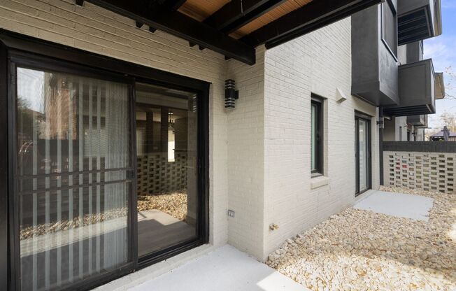 2 beds, 2 baths, 790 sqft, $2,045, Unit 204