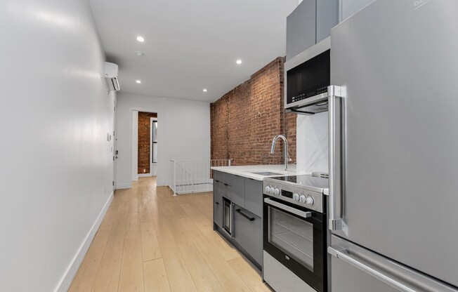 2 beds, 1.5 baths, $6,000, Unit DUPLEX A