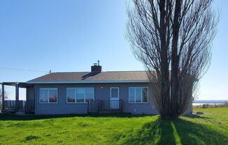 3 beds, 2 baths, $2,395