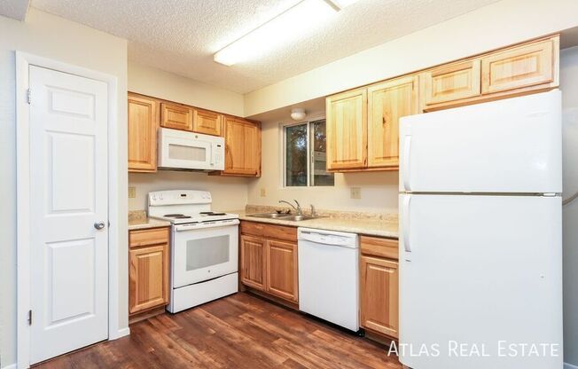 1940 W YAMPA ST