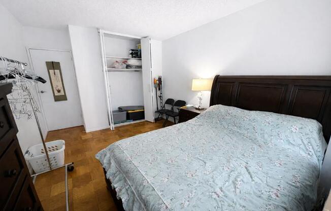 1 bed, 1 bath, 650 sqft, $4,395, Unit 17C