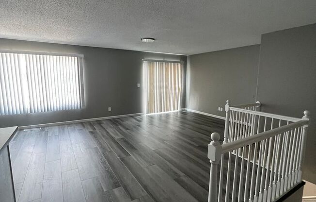 3 beds, 2.5 baths, 2,200 sqft, $1,895, Unit 4715 North