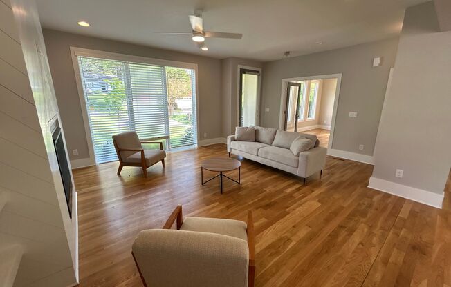 3 Bed | 3.5 Bath Single Family Downtown Raleigh Home | Electricity Included!