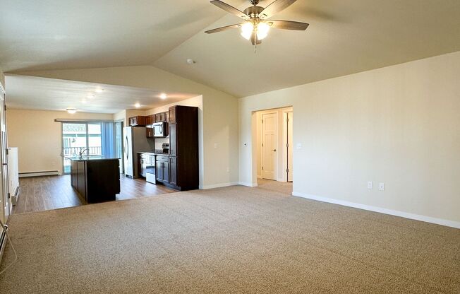 2 beds, 2 baths, 1,435 sqft, $1,815