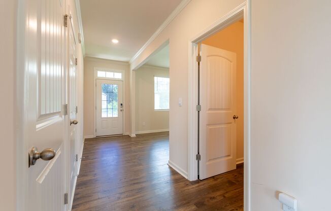 Spacious Family Home for Rent in Fairburn, GA!