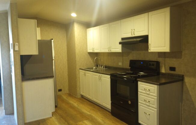 2 beds, 1 bath, 624 sqft, $795, Unit 845