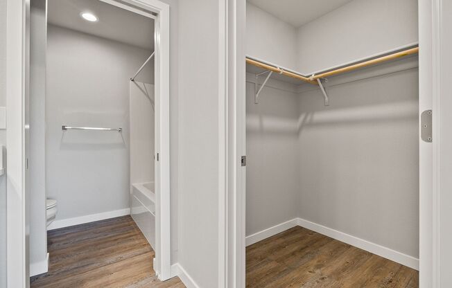 2 beds, 2.5 baths, 1,207 sqft, $1,700, Unit E170