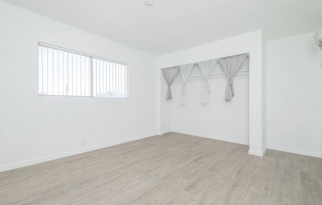 2 beds, 1 bath, 800 sqft, $1,250, Unit 3575-201