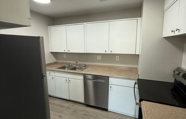 2 beds, 2 baths, 1,092 sqft, $1,175, Unit 3443 A203