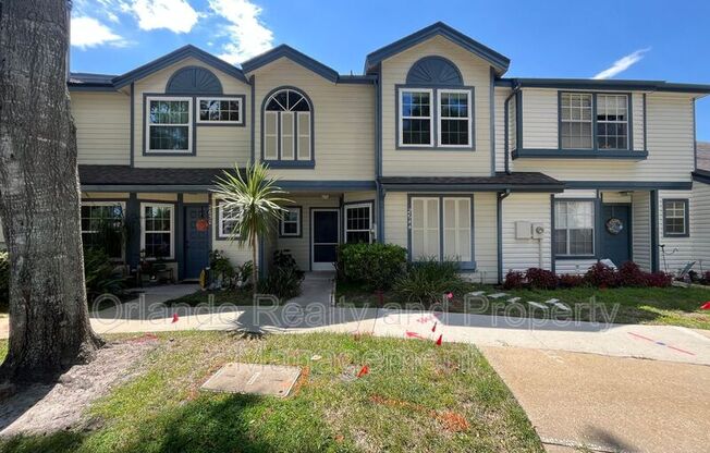 2644 LANCASTER CT
