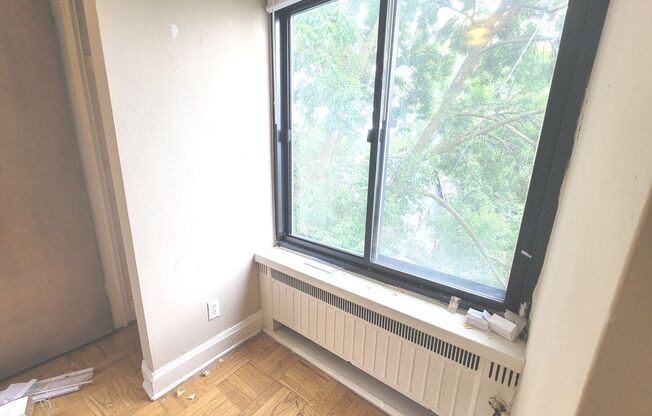 1 bed, 1 bath, $1,145, Unit 409