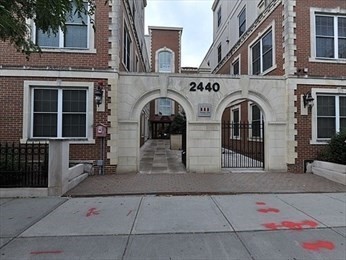1 bed, 1 bath, 689 sqft, $2,600, Unit 11