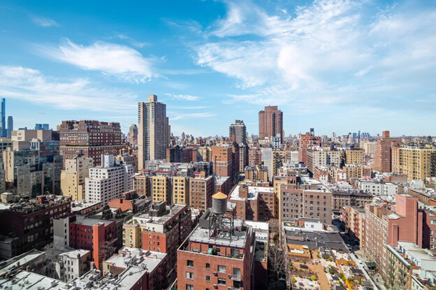 3 beds, 2.5 baths, 2,040 sqft, $16,500, Unit 27GH