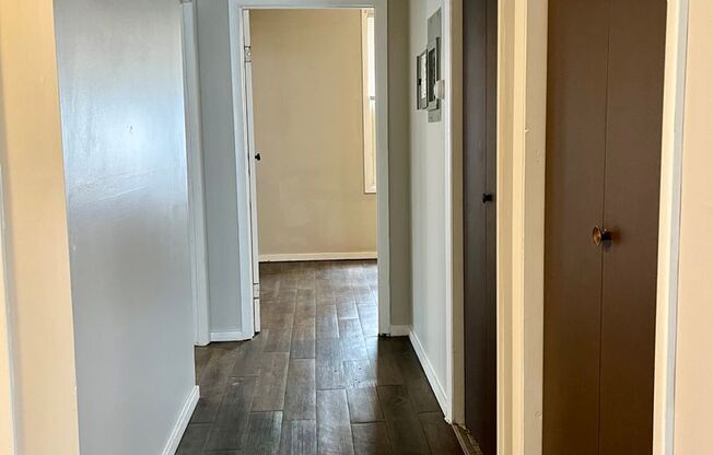 3 beds, 1.5 baths, 1,650 sqft, $1,250, Unit 35