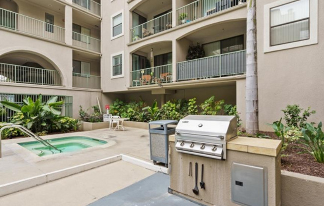 2 beds, 2 baths, $2,695, Unit 1