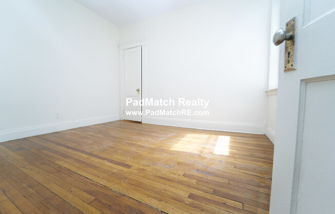 1156 COMMONWEALTH AVE