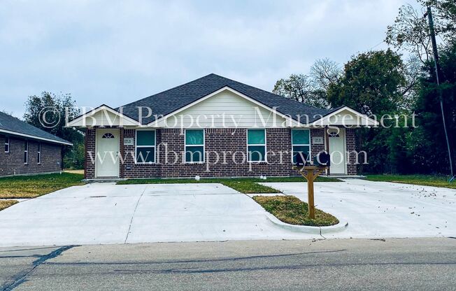 Casa Linda 109 / JW - JV