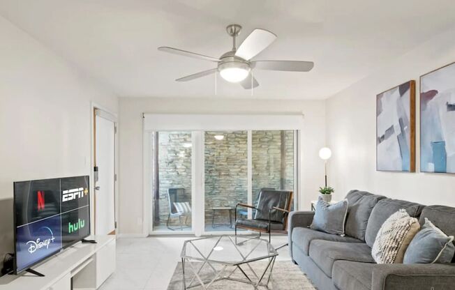 2 beds, 2 baths, 1,100 sqft, $1,850, Unit 102