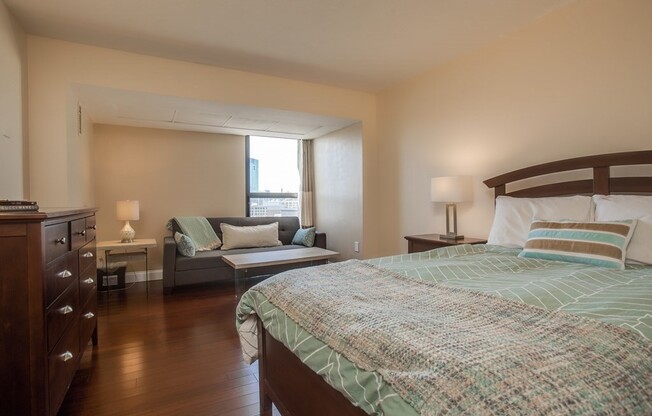 2 beds, 2 baths, 1,255 sqft, $5,300, Unit 1002