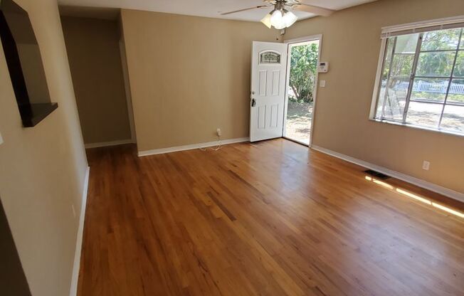 2 beds, 1 bath, $1,775