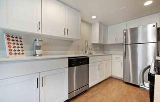 Shoreline at the Lakes