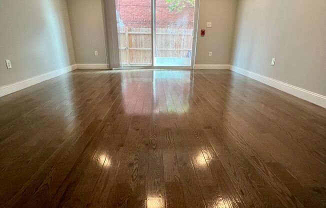 Stunning 3-Bedroom Condo in Point Breeze! Available NOW!