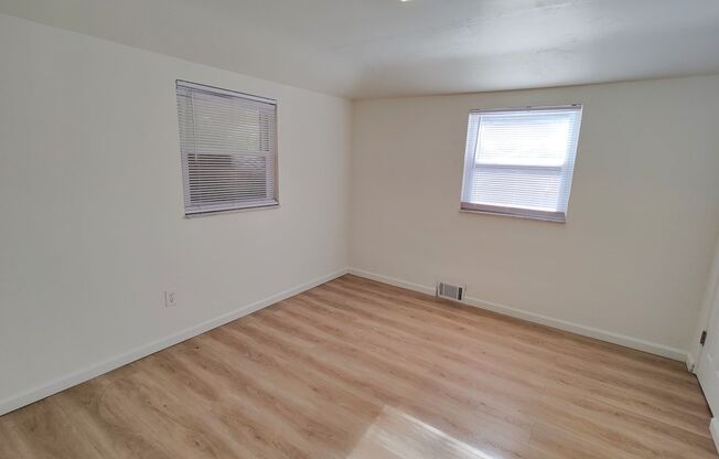 3 beds, 1 bath, $1,495