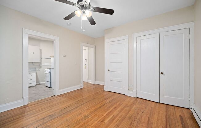 Rialto Court Apartments | MOVE-IN SPECIAL: ONE MONTH FREE RENT