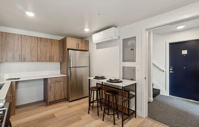 Studio, 1 bath, 144 sqft, $1,049, Unit Unit B3