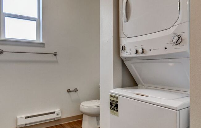 2 beds, 2 baths, 941 sqft, $1,895, Unit CC-101