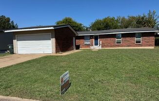 All New Inside, 3 bed 2 bath , no carpet, detached garage and fenced yard in Norman!