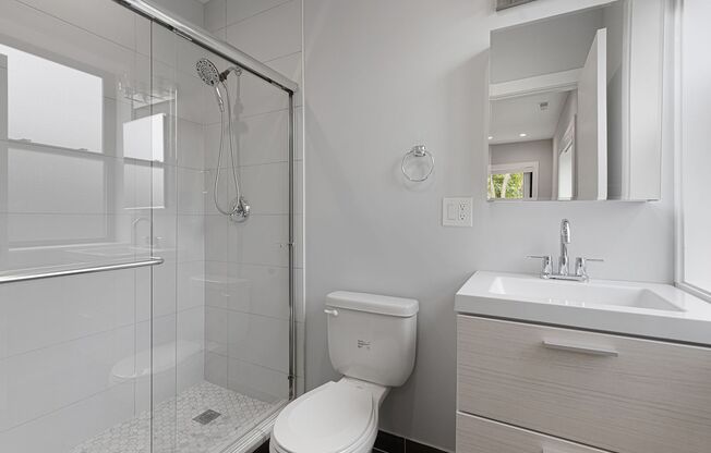 3 beds, 2 baths, 894 sqft, $2,750, Unit 1548-2A