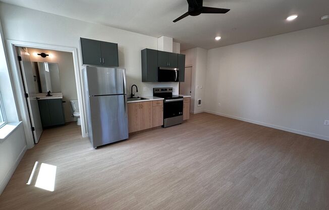 209 - Waller Apartments