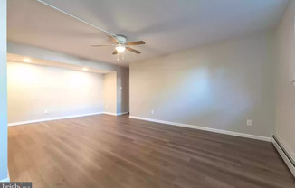 2 beds, 2 baths, $1,700, Unit L-2