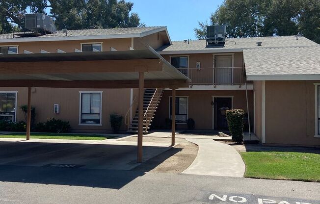 2 beds, 1 bath, $1,450