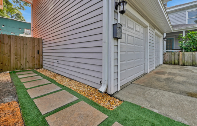 403 HIGHLAND AVE