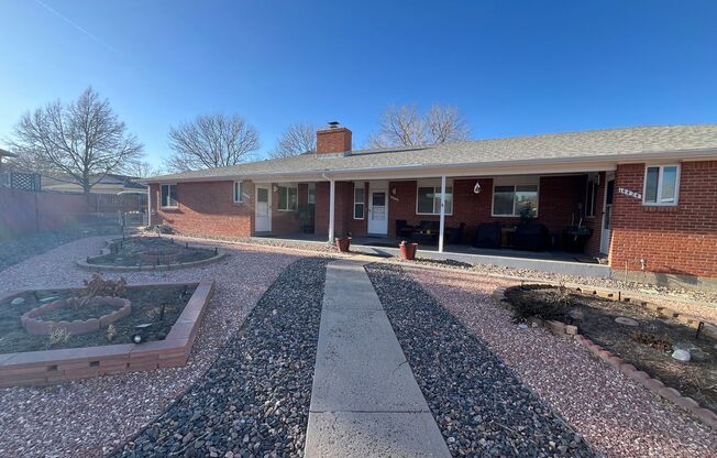 $500 Move in Special - Spacious 4 bed 2 bath Townhouse Near Fitzsimmons/Anschutz Campus with Finished Basement!!