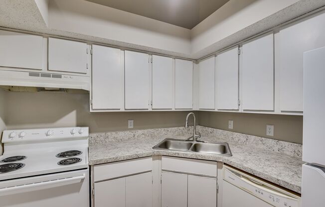 2 beds, 2 baths, 1,100 sqft, $1,200, Unit 1401