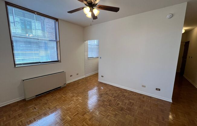 Studio, 1 bath, 300 sqft, $1,525, Unit 620-101