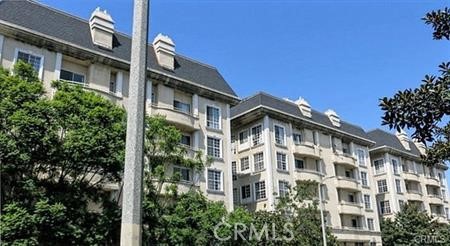 Studio, 1 bath, 600 sqft, $2,895, Unit 216