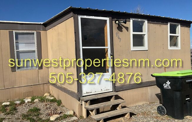 2 Bed, 1 Bath Home in Bloomfield